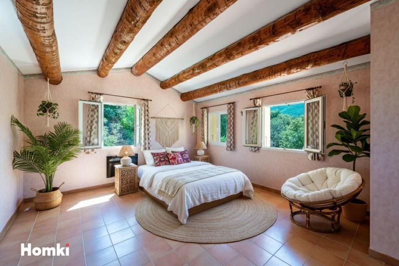 Maison - 132 m² - 5 pièces