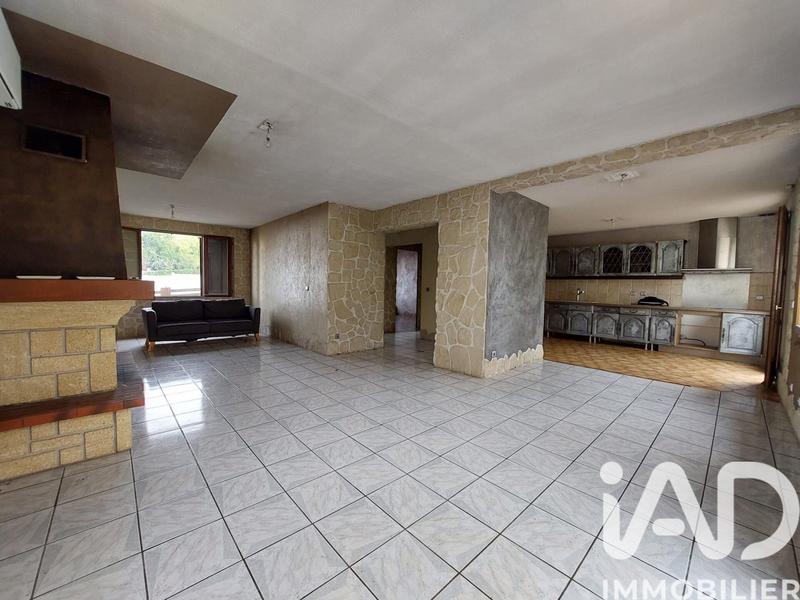 Maison - 135 m² - 6 pièces