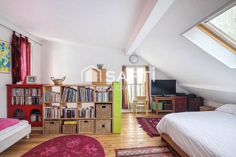 Maison de ville - 100 m² - 5 pièces