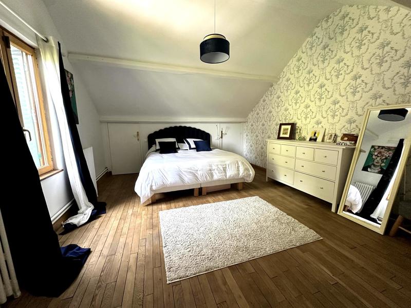 Maison - 170 m² - 6 pièces