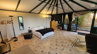 Loft - 54 m² - 1 pièce