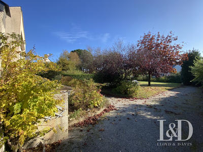 Maison - 155 m² - 8 pièces