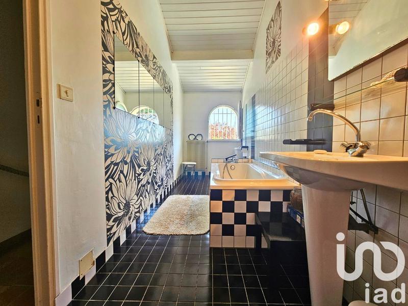 Maison - 136 m² - 5 pièces