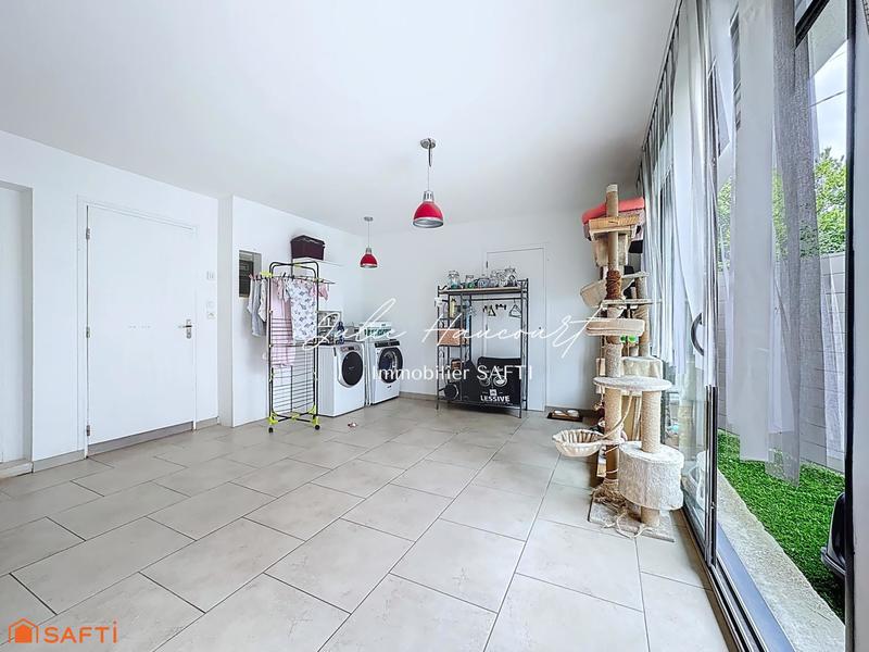 Maison - 266 m² - 7 pièces