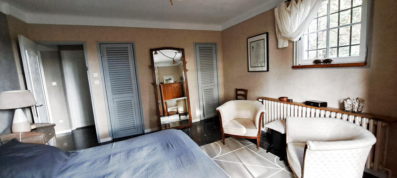 Maison - 185 m² - 7 pièces