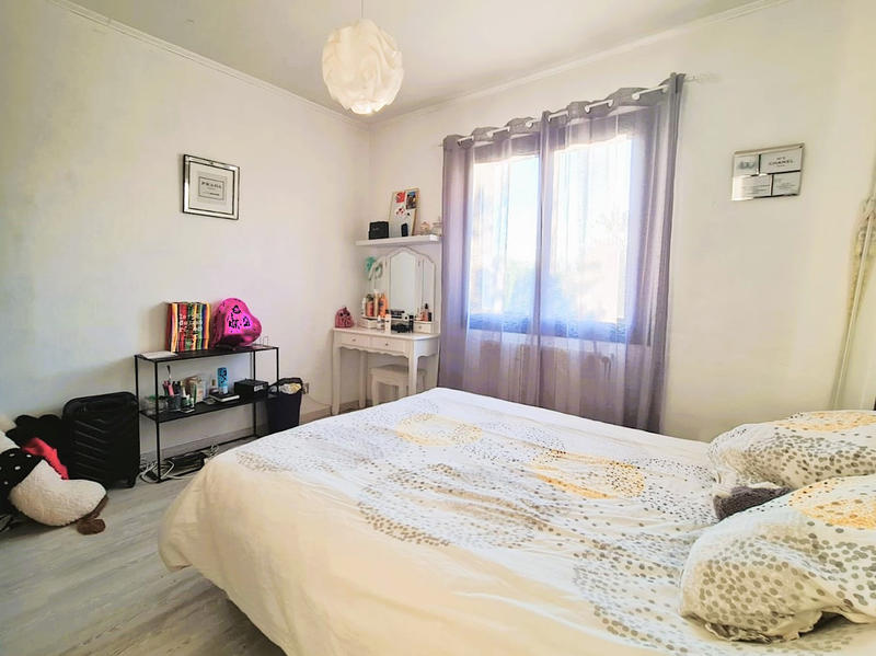 Maison - 161 m² - 8 pièces