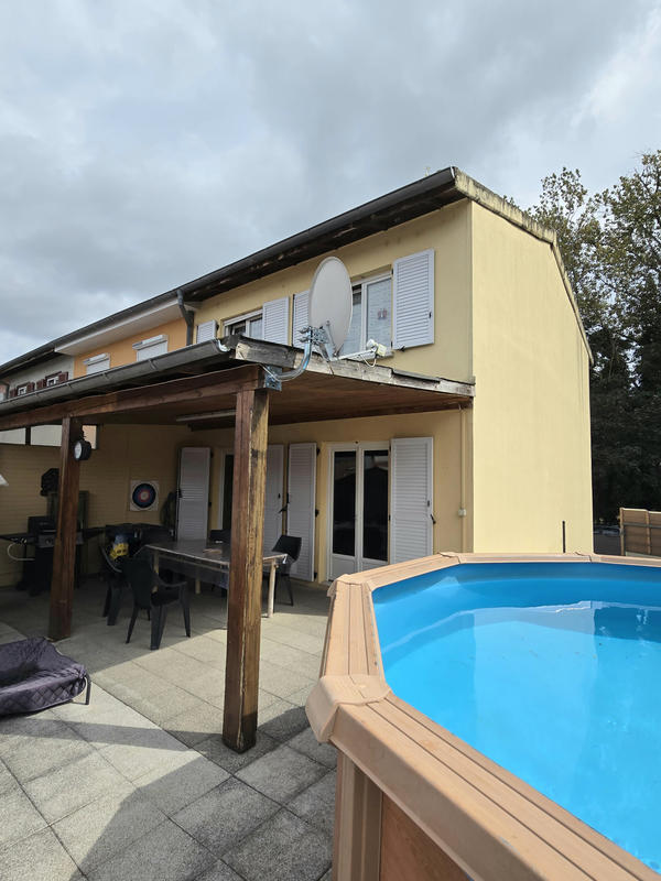 Maison - 90 m² - 4 pièces