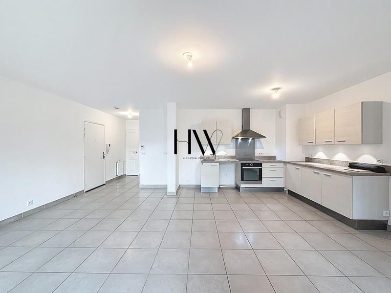 Appartement - 83 m² - 4 pièces