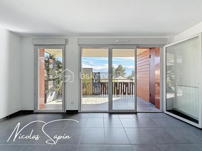 Appartement - 87 m² - 4 pièces