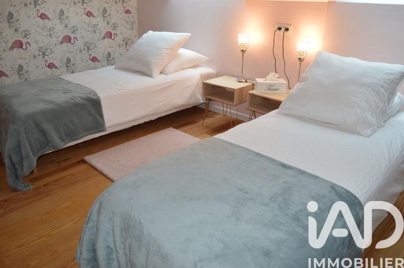 Maison - 300 m² - 9 pièces