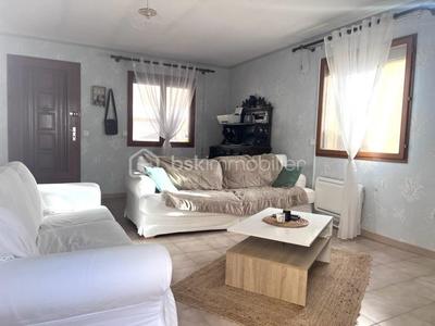 Maison - 95 m² - 4 pièces