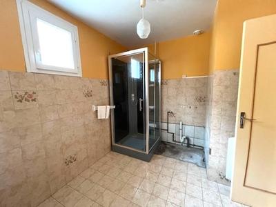 Maison - 186 m² - 8 pièces