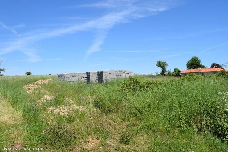 Terrain constructible - 2 782 m²