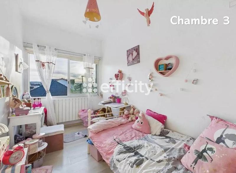 Maison - 101 m² - 5 pièces