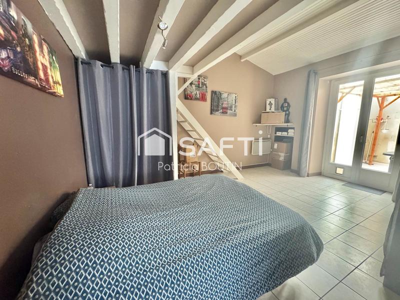 Maison - 255 m² - 10 pièces