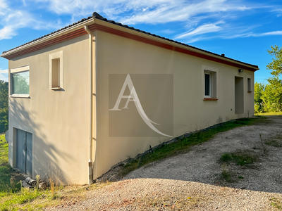 Maison - 104 m² - 5 pièces