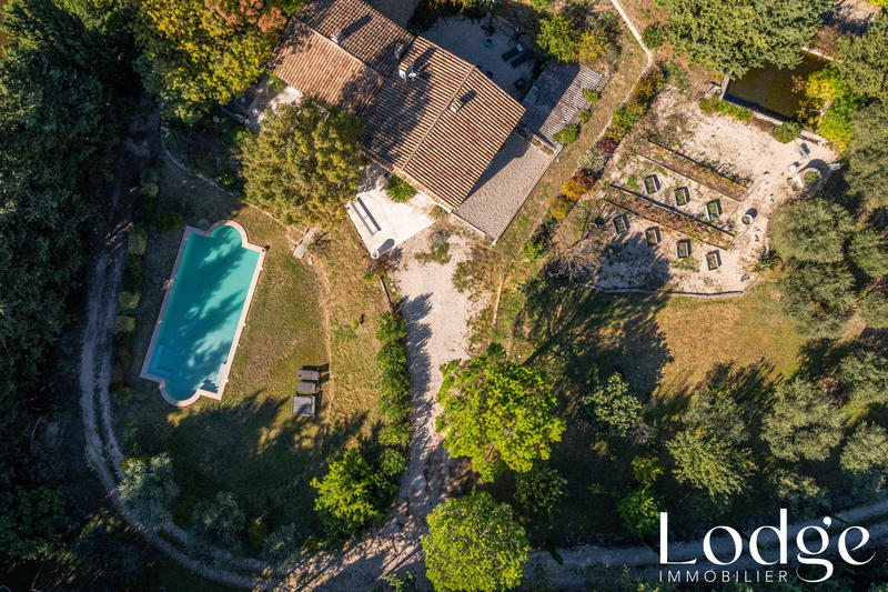 Maison ancienne - 250 m² - 8 pièces