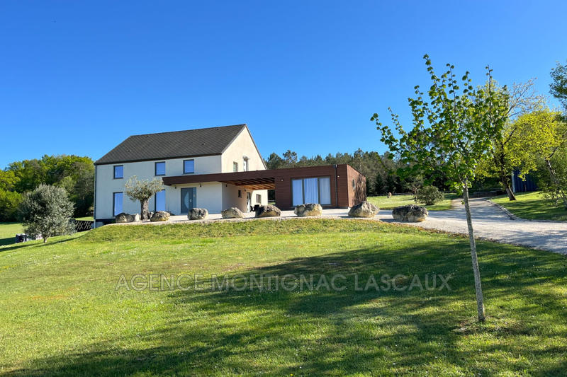 Maison contemporaine - 195 m² - 6 pièces