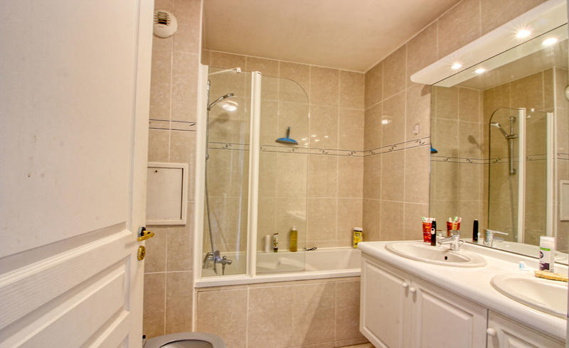 Appartement - 81 m² - 3 pièces