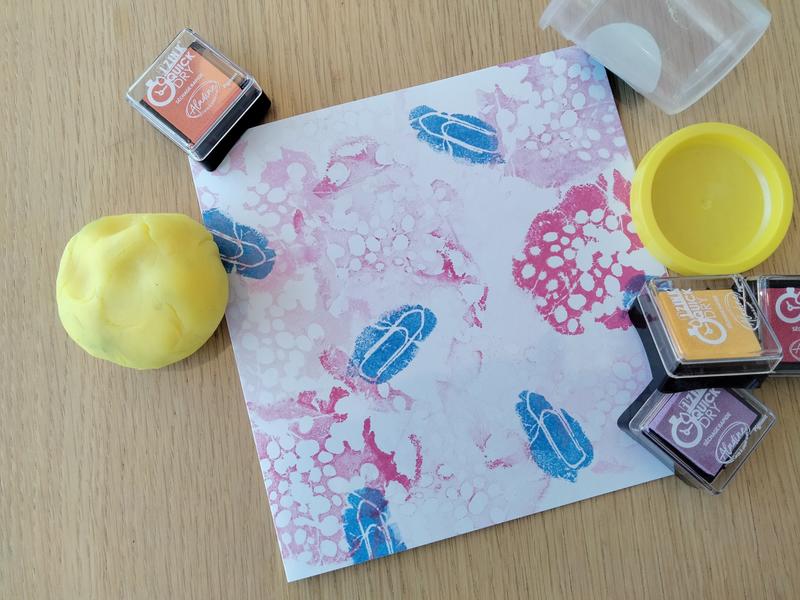 Atelier créatif - Carte à modeler