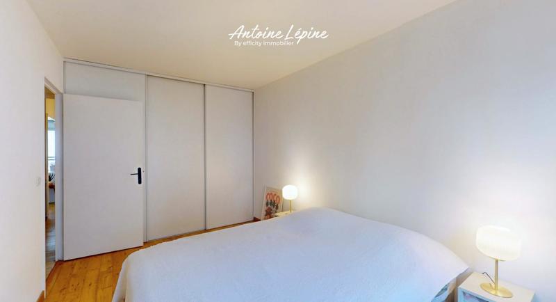 Appartement - 85 m² - 4 pièces