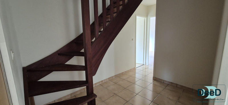 Maison traditionnelle - 107 m² - 4 pièces