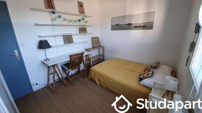 Chambre - 10 m² - 1 pièce