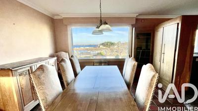 Maison - 149 m² - 6 pièces