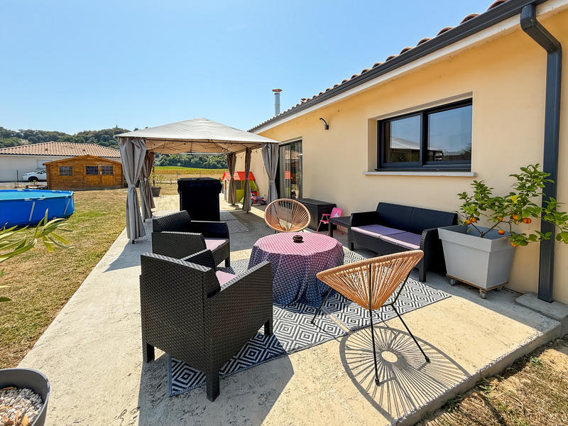 Maison - 90 m² - 4 pièces