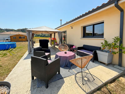 Maison - 90 m² - 4 pièces