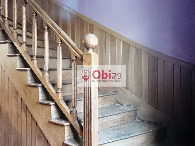 Immeuble - 139 m² - 11 pièces