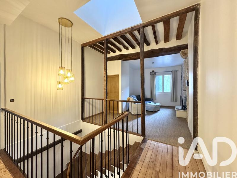 Maison - 180 m² - 7 pièces