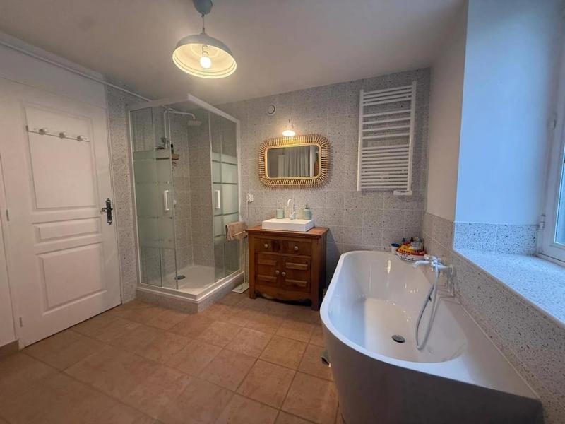 Ferme - 240 m² - 9 pièces