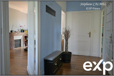 Maison - 209 m² - 9 pièces