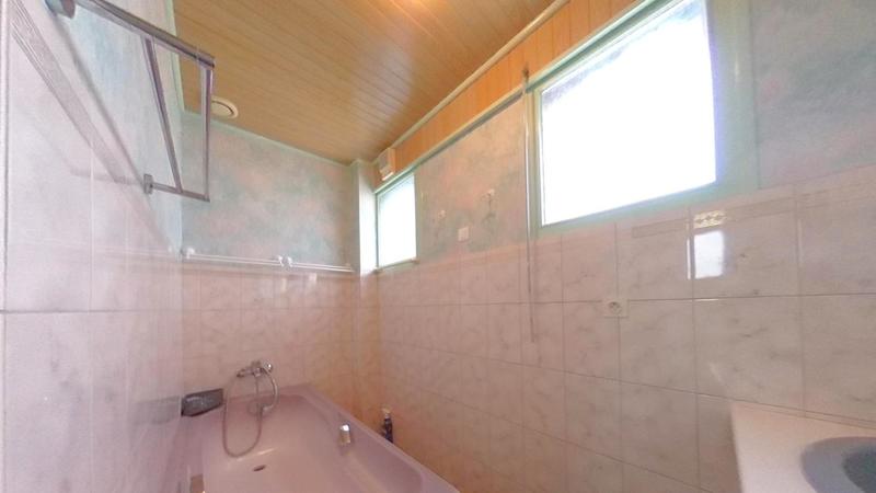 Propriété - 134 m² - 6 pièces