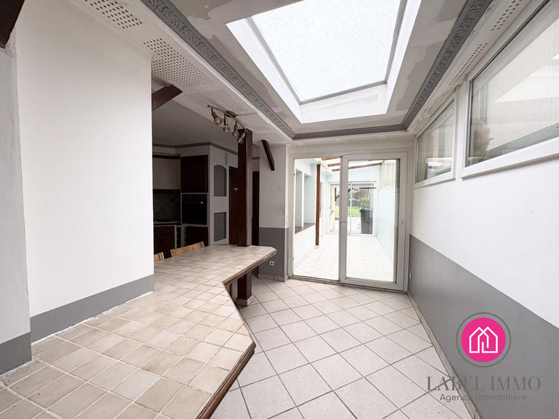 Maison - 140 m² - 5 pièces