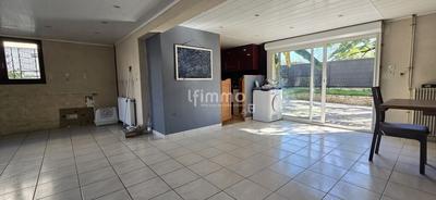 Maison - 182 m² - 5 pièces