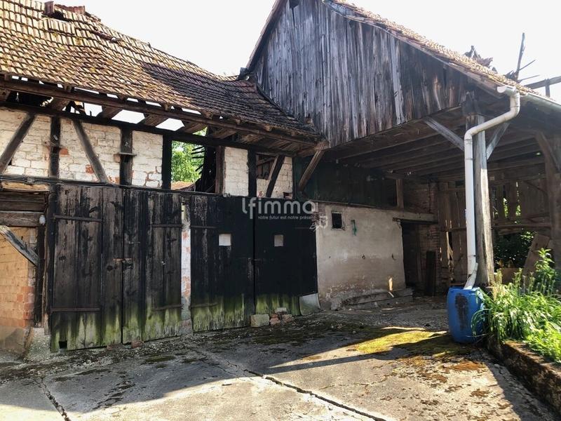 Immeuble - 80 m² - 5 pièces