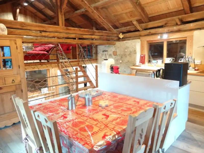 Maison - 350 m² - 11 pièces