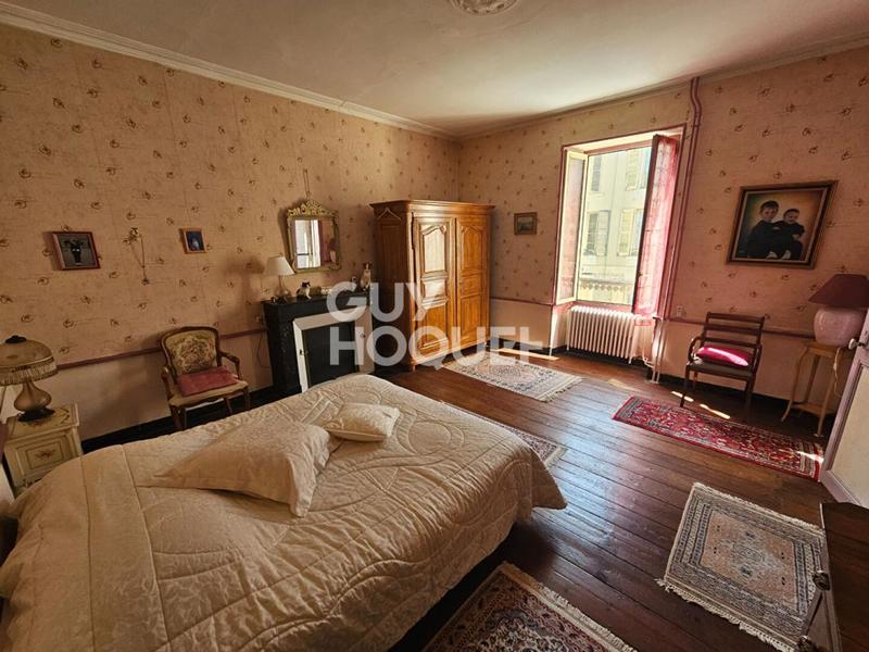 Maison bourgeoise - 178 m² - 6 pièces