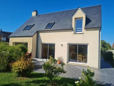 Maison - 158 m² - 7 pièces