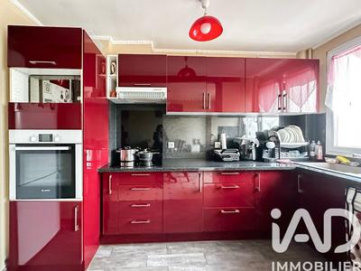 Appartement - 76 m² - 5 pièces