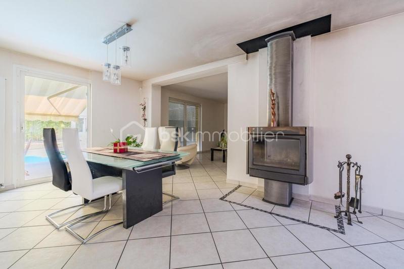 Maison - 110 m² - 4 pièces