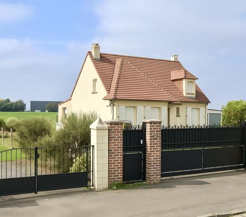 Maison - 192 m² - 6 pièces