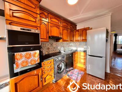 Chambre - 7 m² - 1 pièce