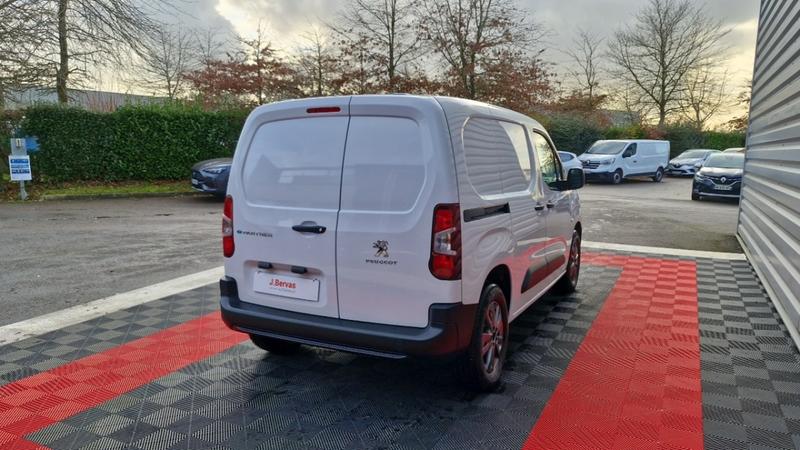 Peugeot Partner Electrique m 800 kg 136 ch batterie 50 kwh