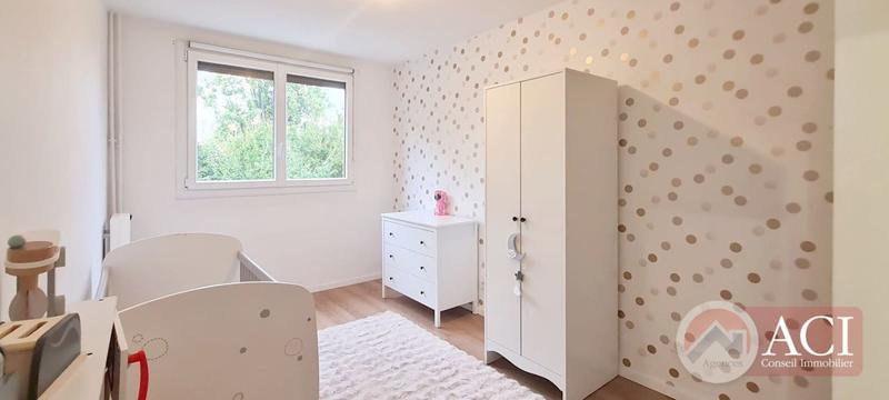 Appartement - 80 m² - 5 pièces