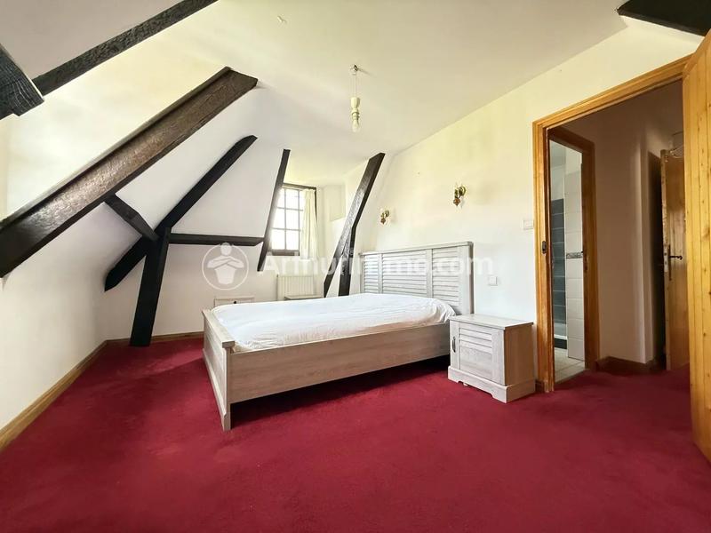 Maison - 264 m² - 9 pièces