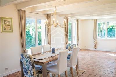 Villa - 191 m² - 6 pièces