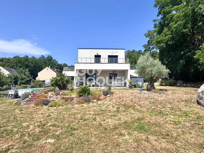 Maison - 175 m² - 7 pièces